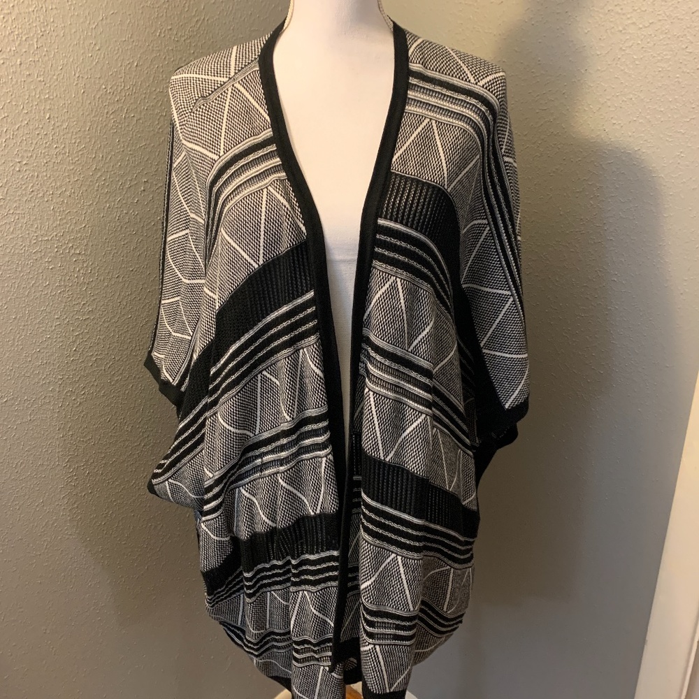 Ava Couture Black and White Cardigan
